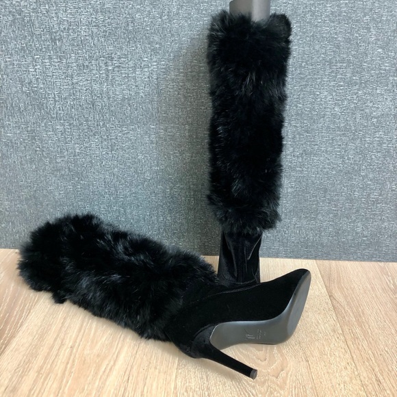 New w/Tags Giuseppe Zanotti Brand New 6 1/2 Black Fur and Velvet Heeled Boots - Picture 2 of 14